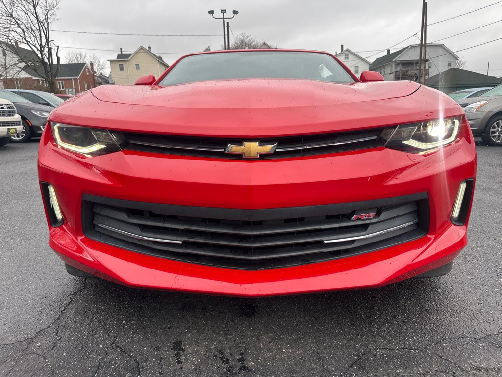2017 Chevrolet Camaro Image 11