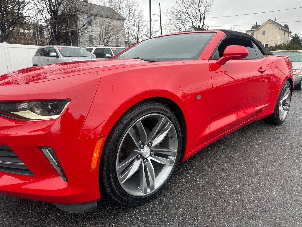 2017 Chevrolet Camaro Image 13