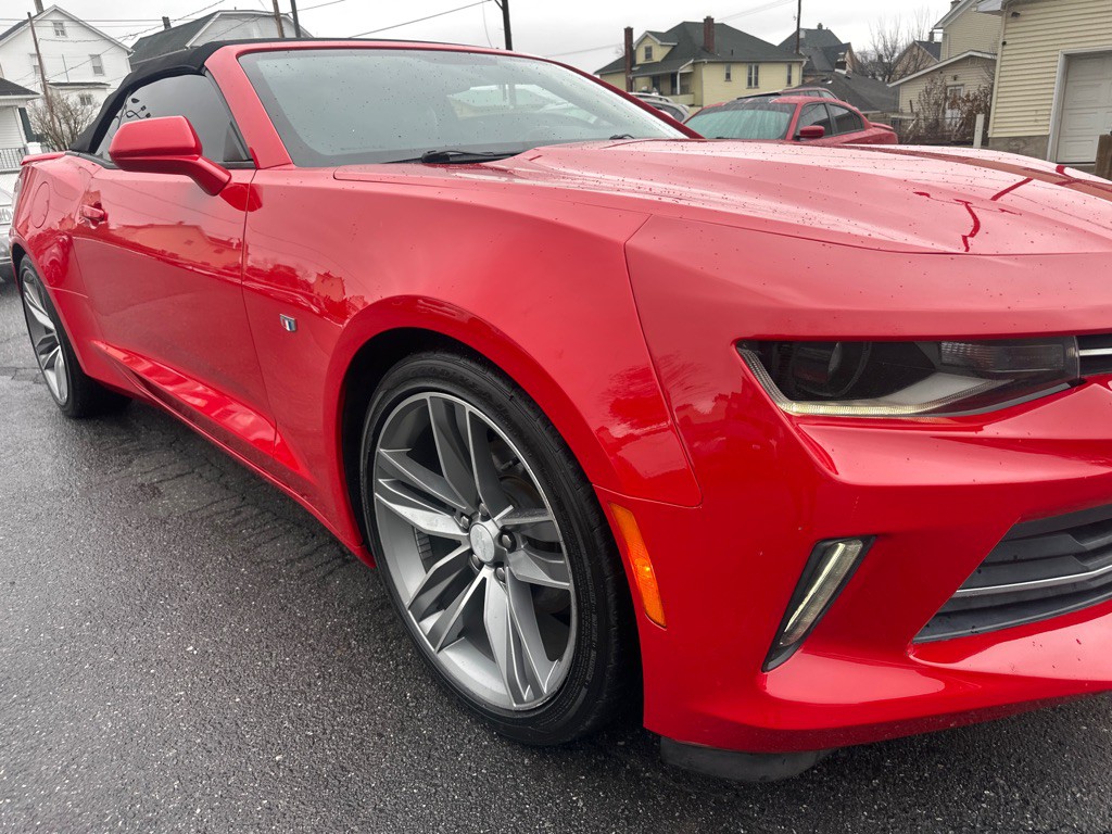2017 Chevrolet Camaro Image 17