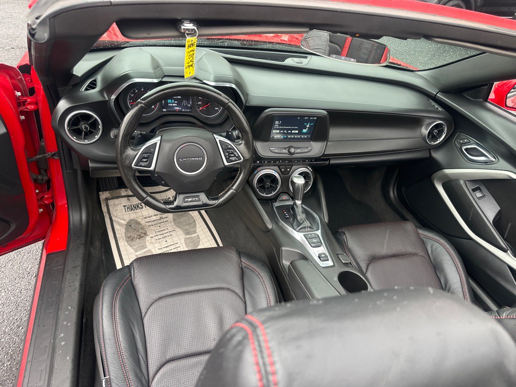 2017 Chevrolet Camaro Image 19