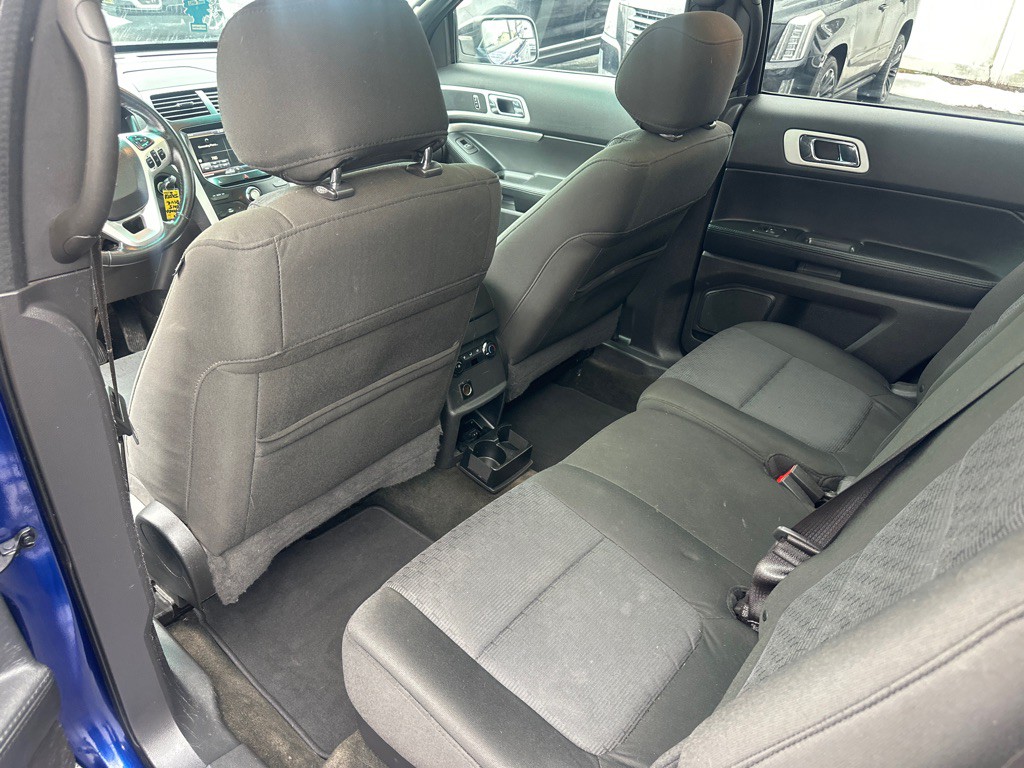 2015 Ford Explorer Image 21