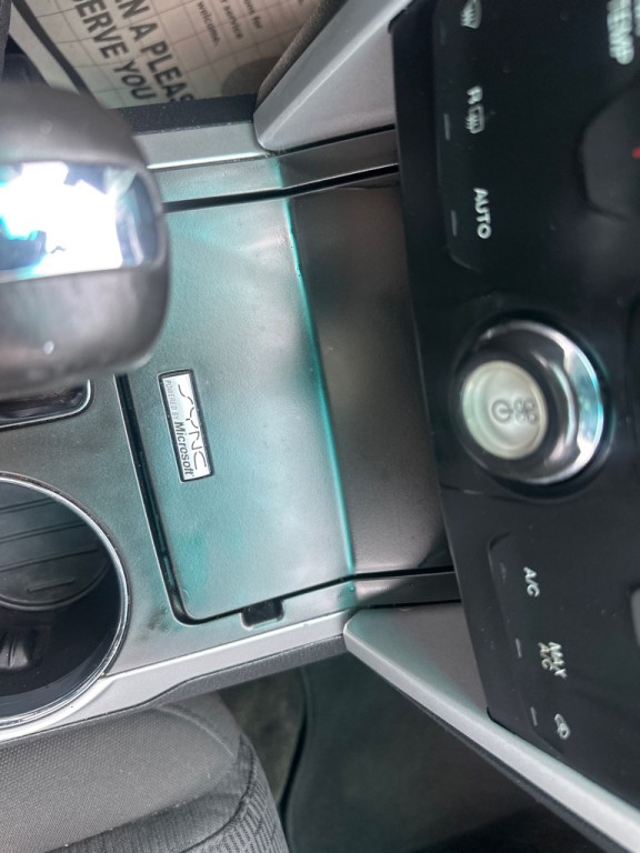 2015 Ford Explorer Image 32