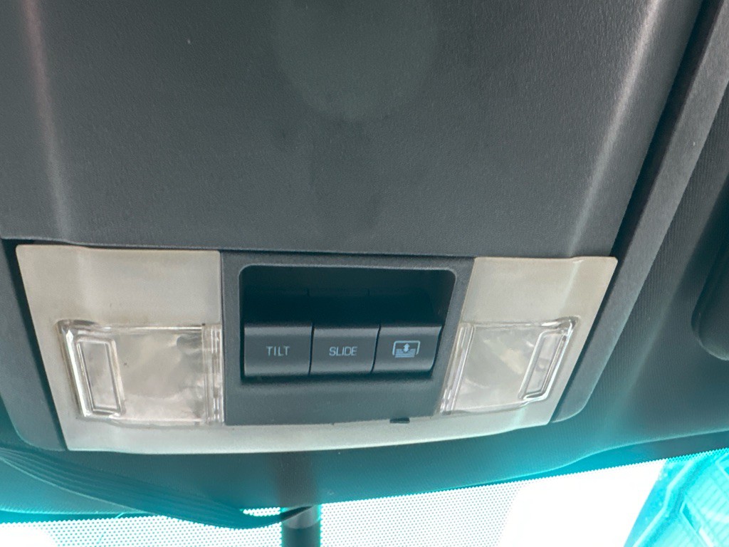 2015 Ford Explorer Image 40