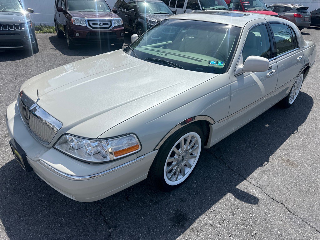 2007 Lincoln Town Car Image 14