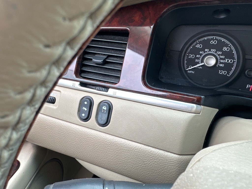 2007 Lincoln Town Car Image 65