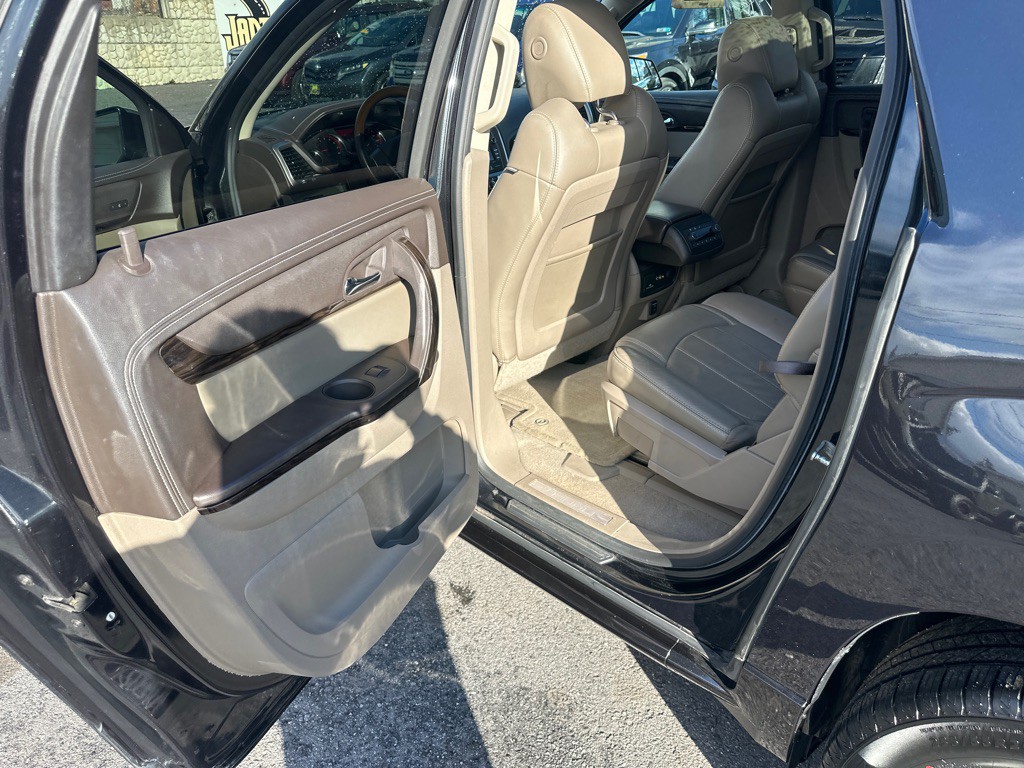 2014 GMC Acadia Image 24