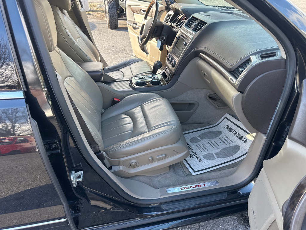 2014 GMC Acadia Image 34