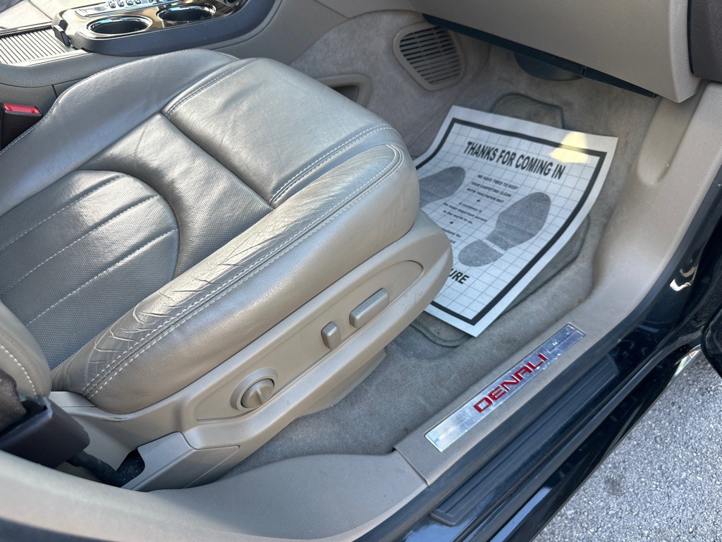 2014 GMC Acadia Image 37