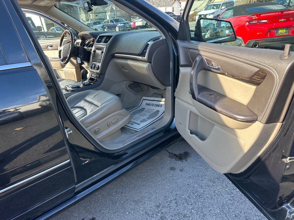 2014 GMC Acadia Image 38