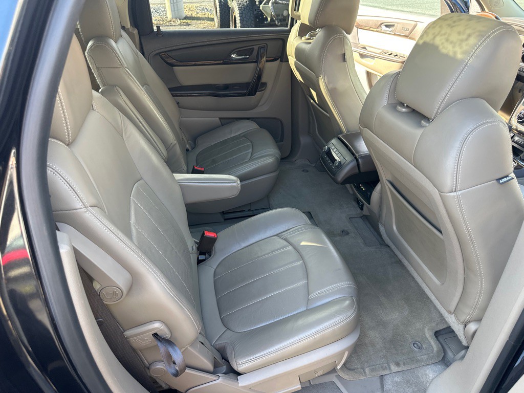 2014 GMC Acadia Image 40