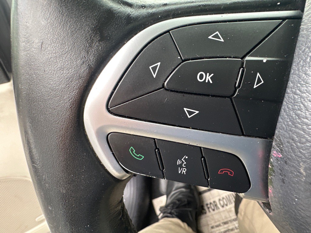 2015 Chrysler 200 Image 34