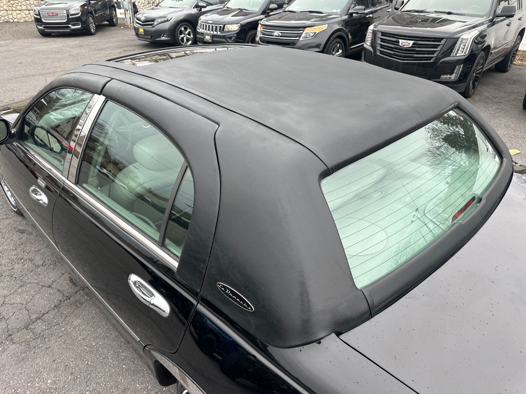 2002 Lincoln Town Car Image 14