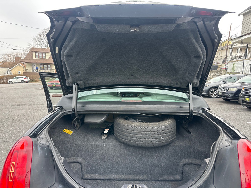 2002 Lincoln Town Car Image 53