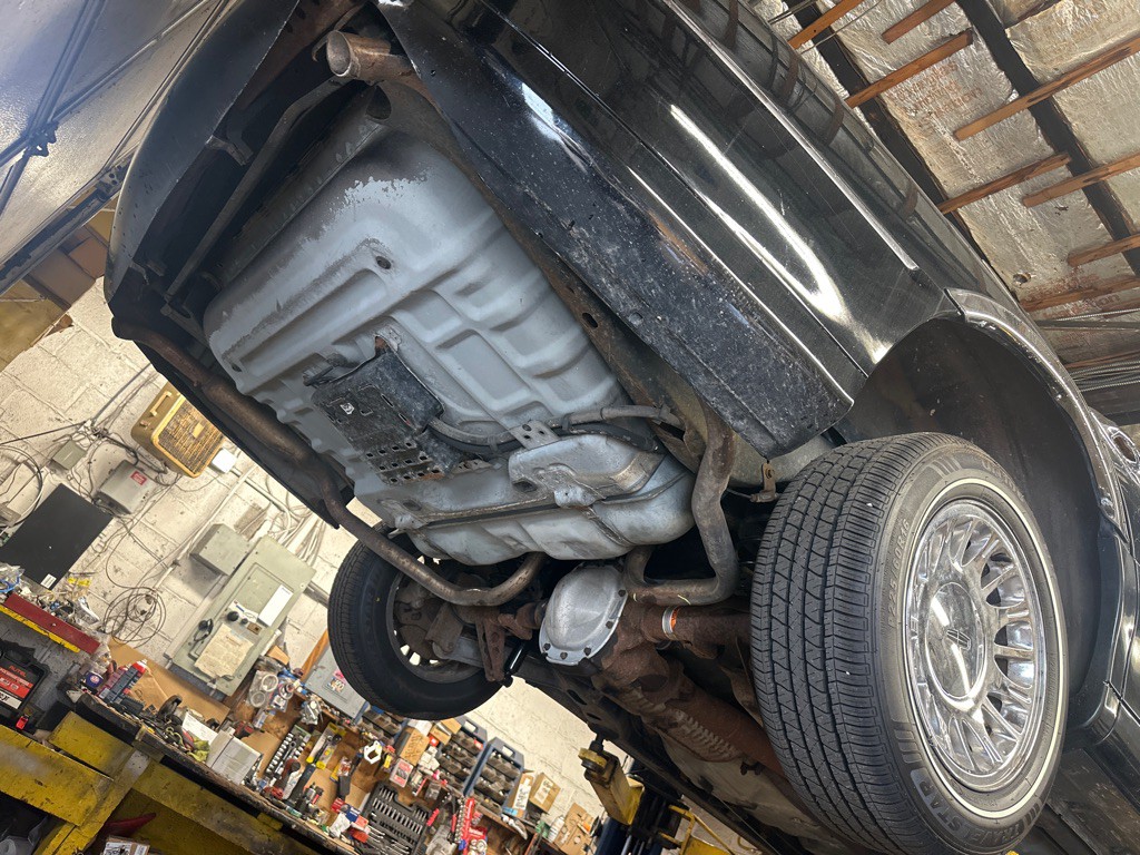 2002 Lincoln Town Car Image 84