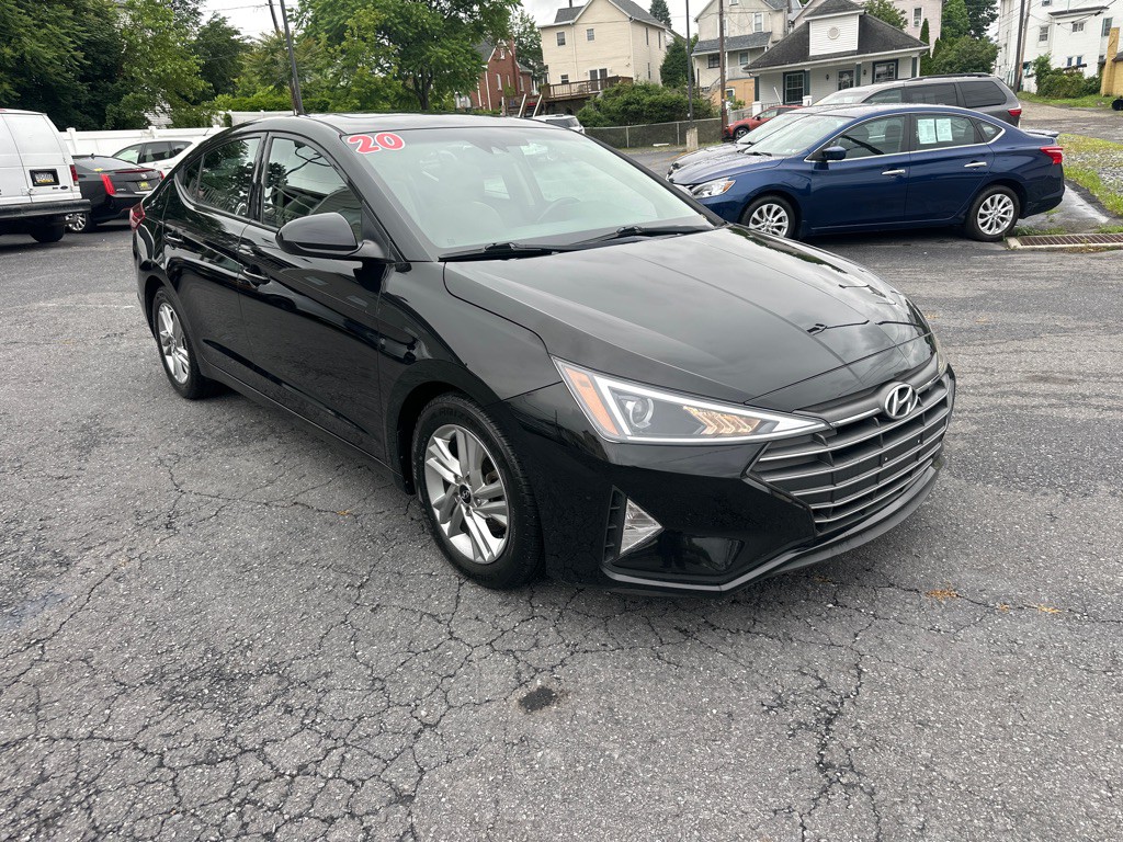 2020 Hyundai Elantra Image 2