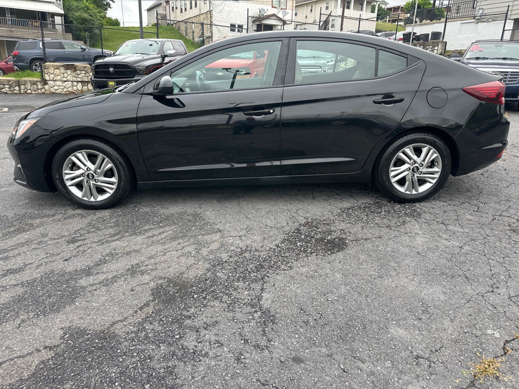 2020 Hyundai Elantra Image 9