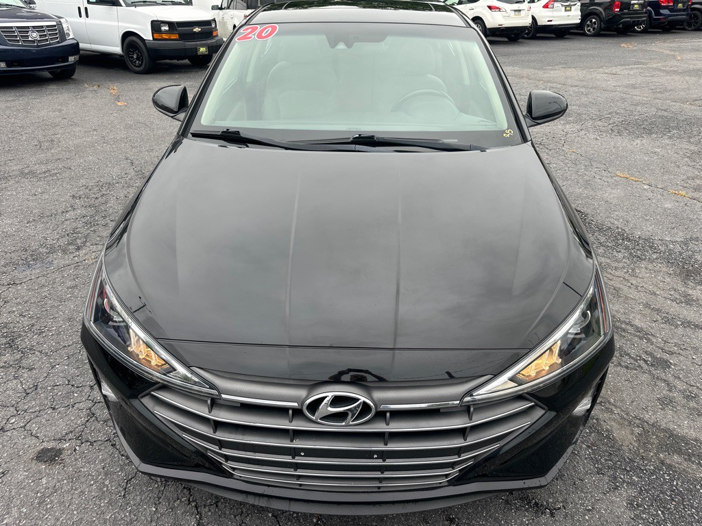 2020 Hyundai Elantra Image 12