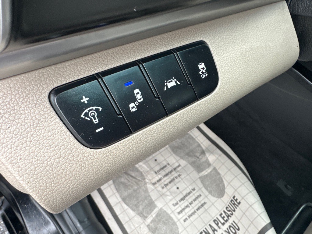 2020 Hyundai Elantra Image 21