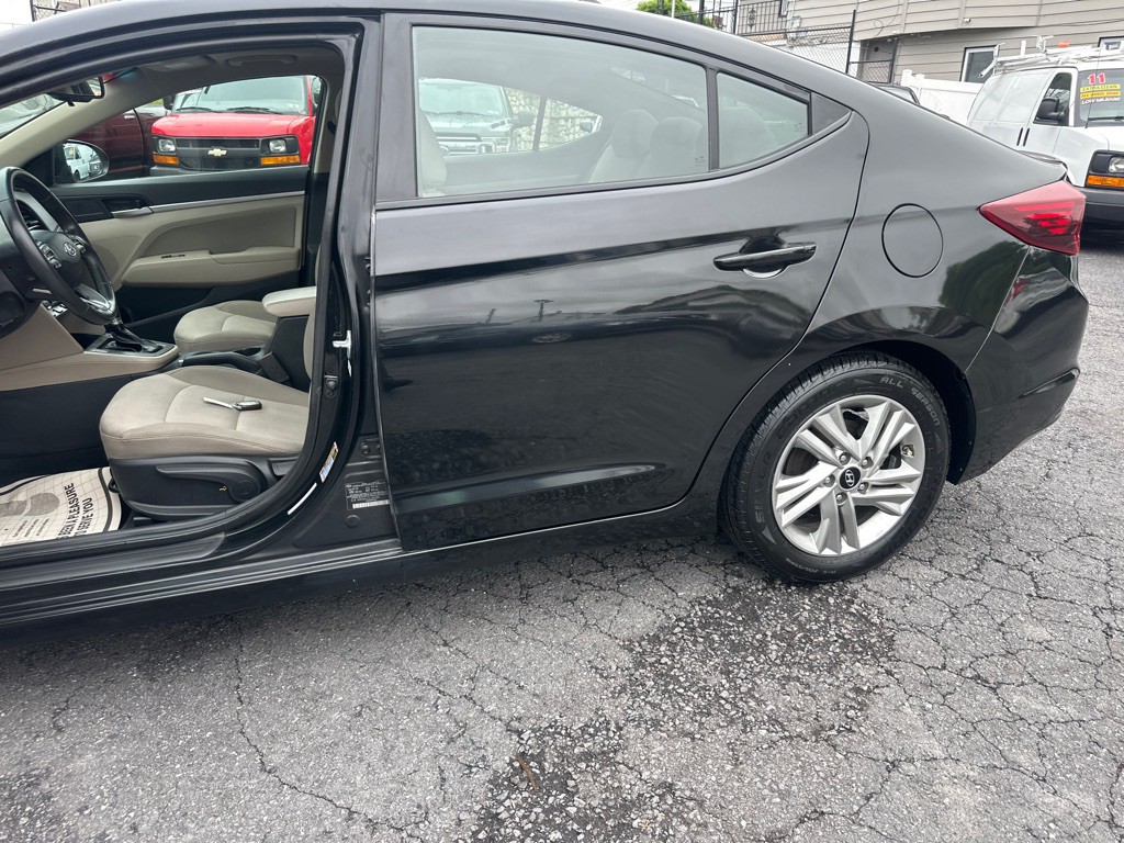 2020 Hyundai Elantra Image 37