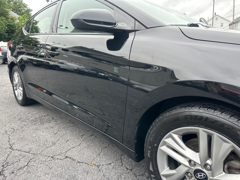 2020 Hyundai Elantra Image 40