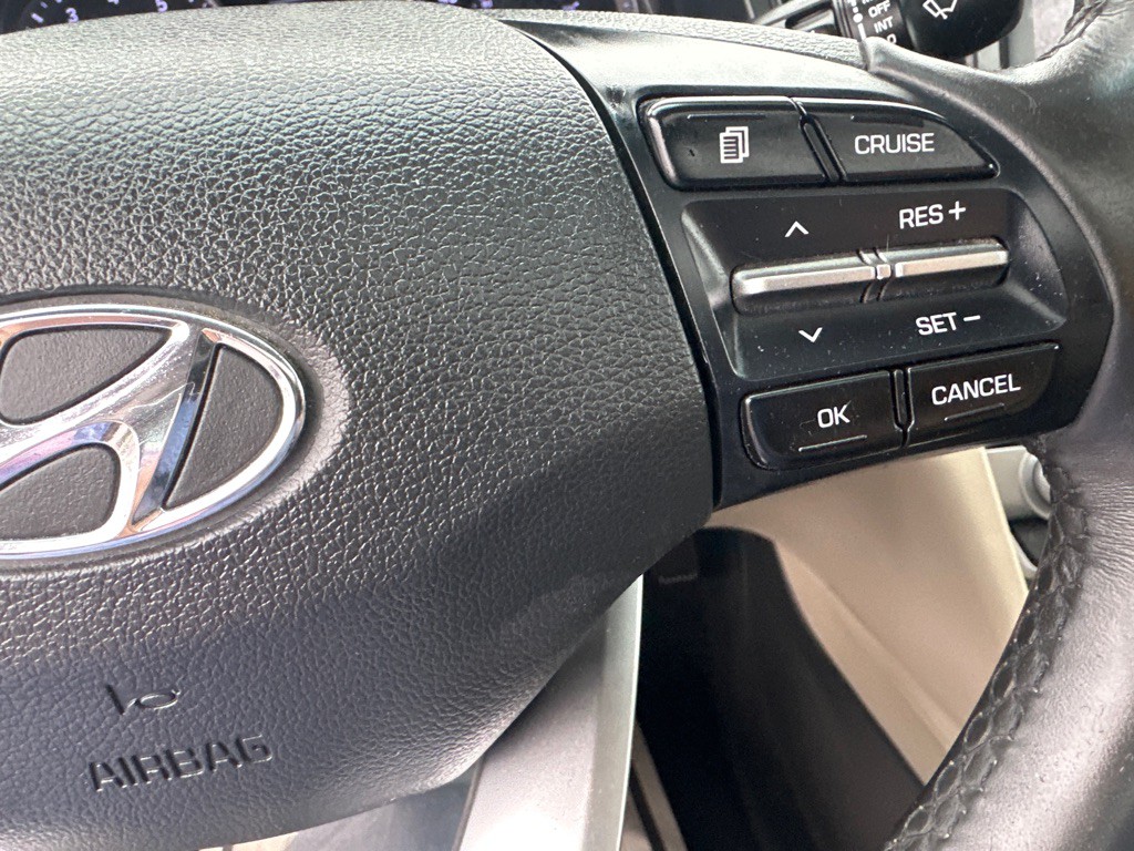 2020 Hyundai Elantra Image 49