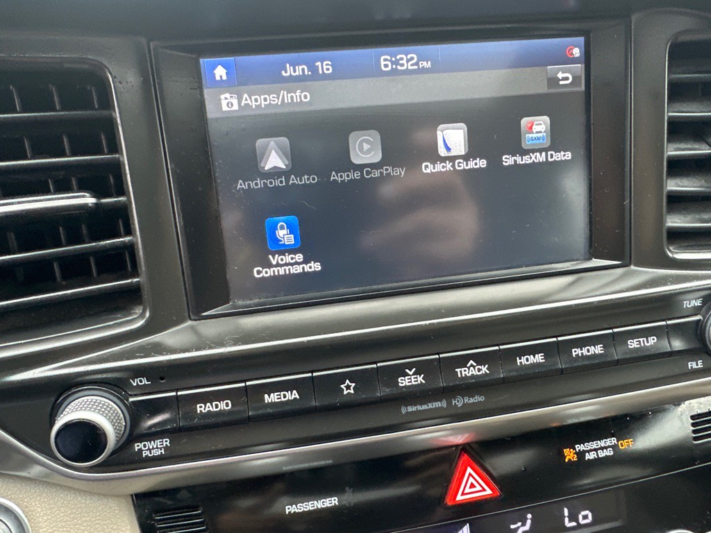 2020 Hyundai Elantra Image 51