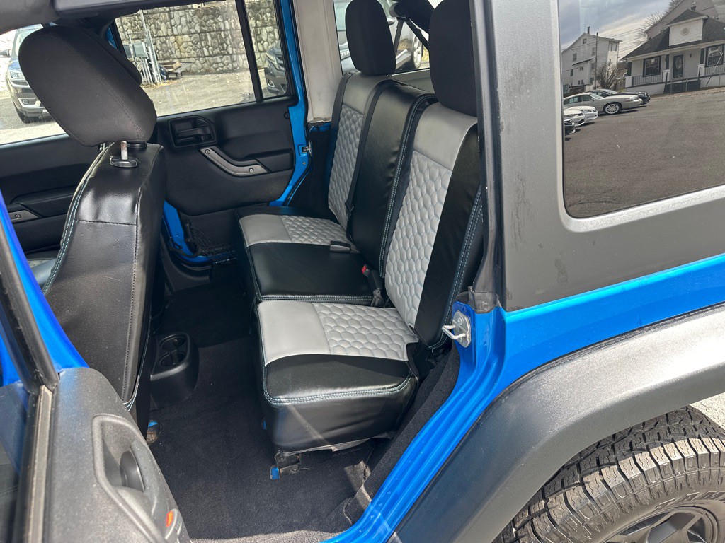 2015 Jeep Wrangler Unlimited Image 14