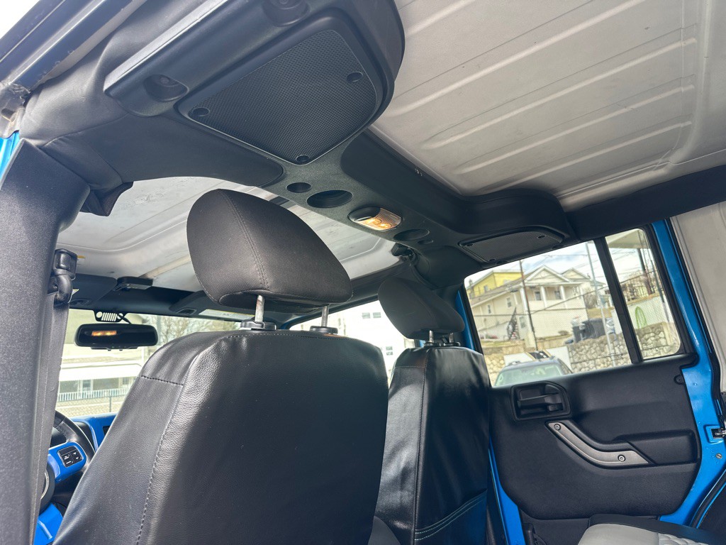 2015 Jeep Wrangler Unlimited Image 36