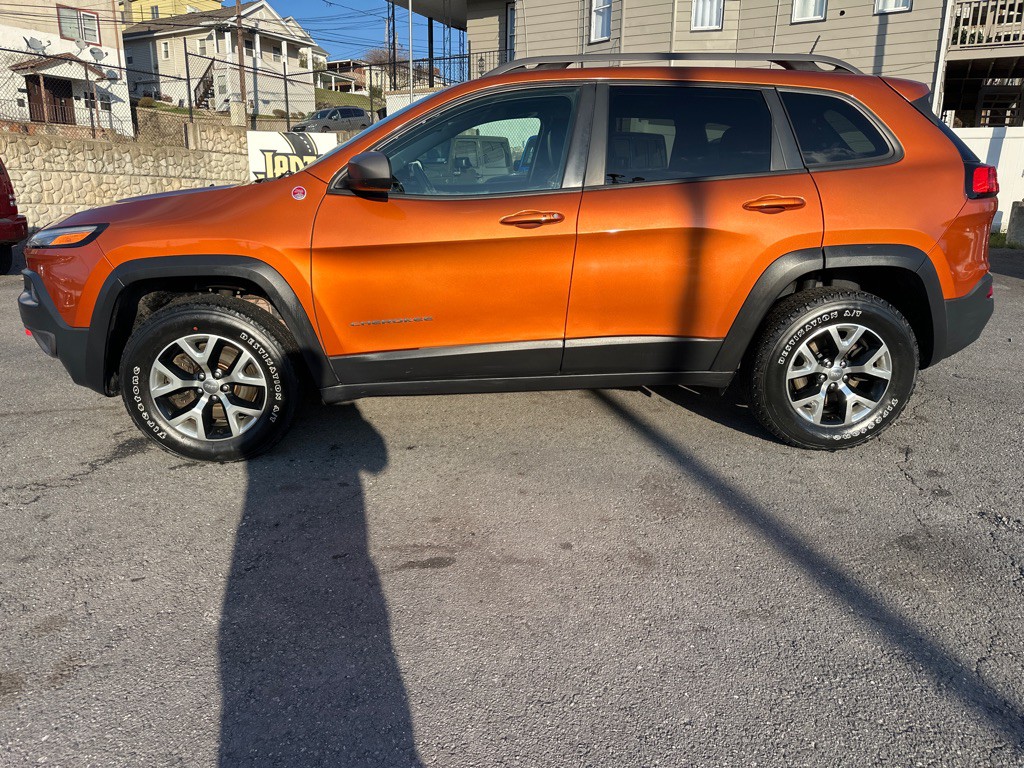 2016 Jeep Cherokee Image 3