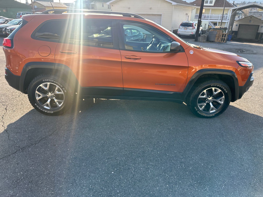2016 Jeep Cherokee Image 8