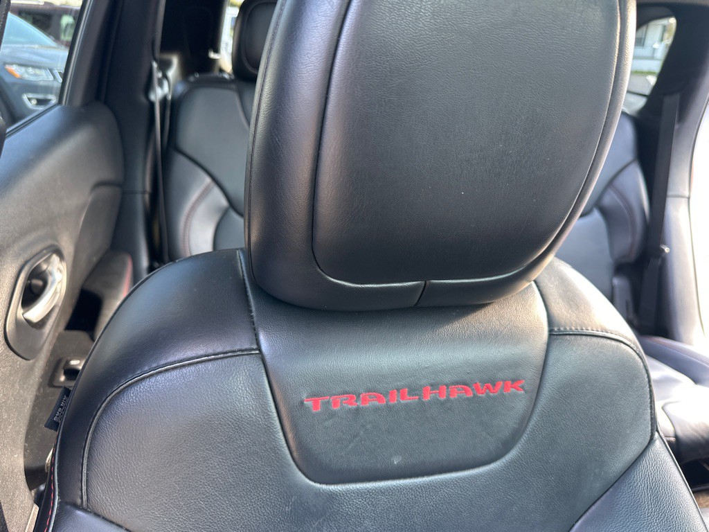 2016 Jeep Cherokee Image 33