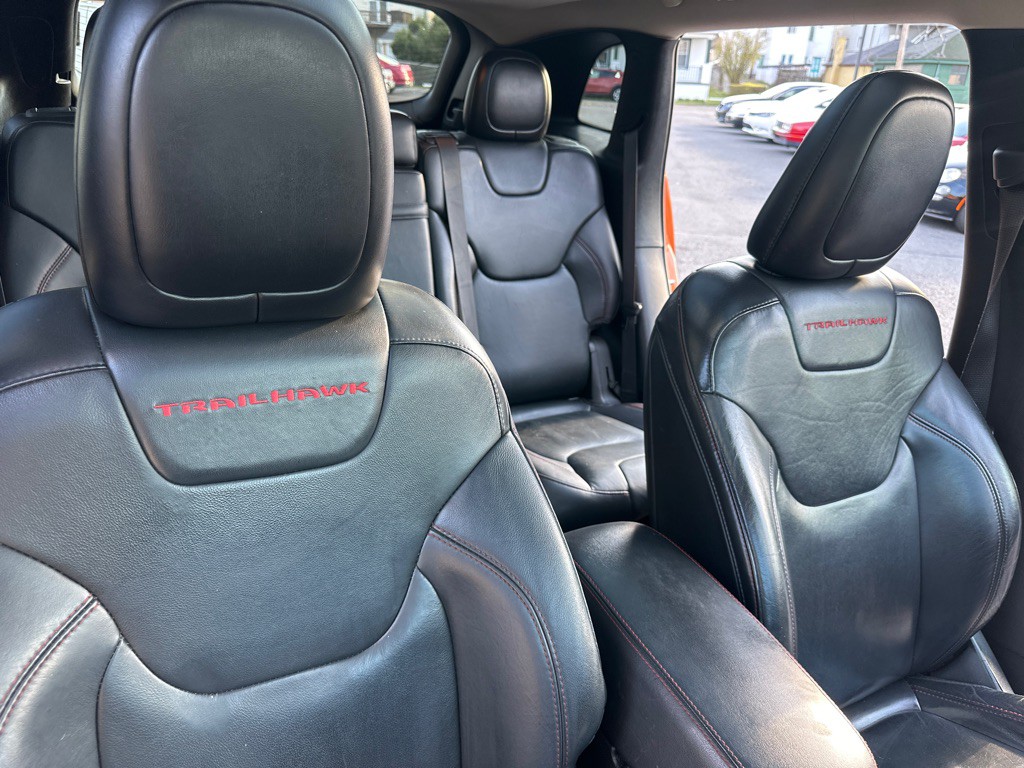 2016 Jeep Cherokee Image 34