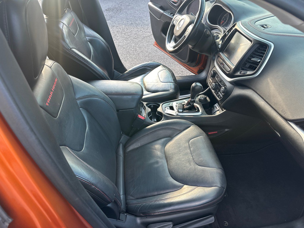 2016 Jeep Cherokee Image 35