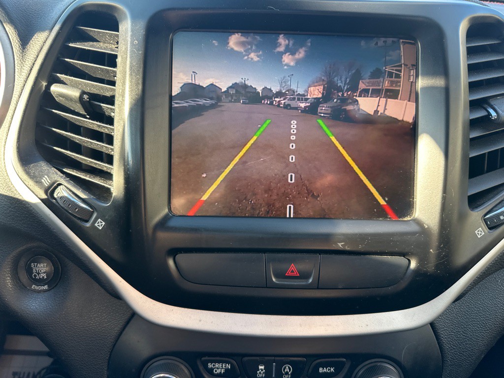 2016 Jeep Cherokee Image 52