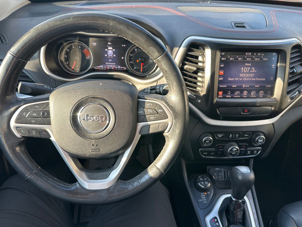 2016 Jeep Cherokee Image 56
