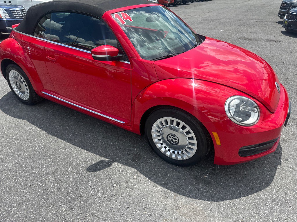 2014 Volkswagen Beetle Image 7