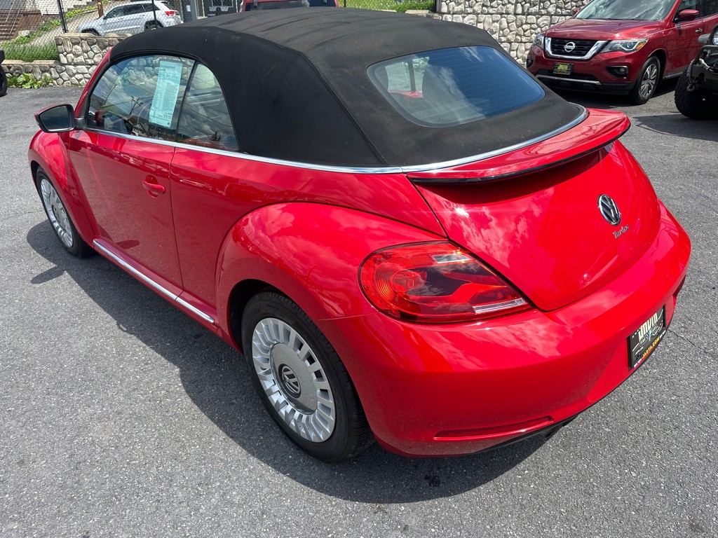 2014 Volkswagen Beetle Image 55