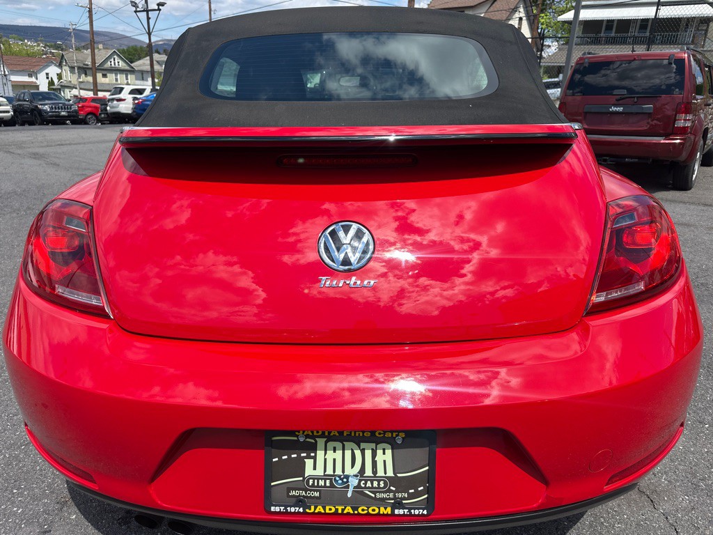 2014 Volkswagen Beetle Image 56