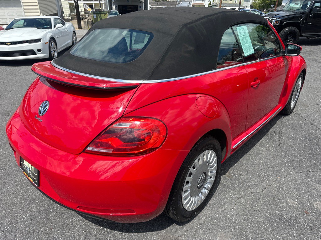 2014 Volkswagen Beetle Image 57