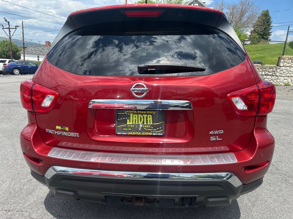 2017 Nissan Pathfinder Image 4