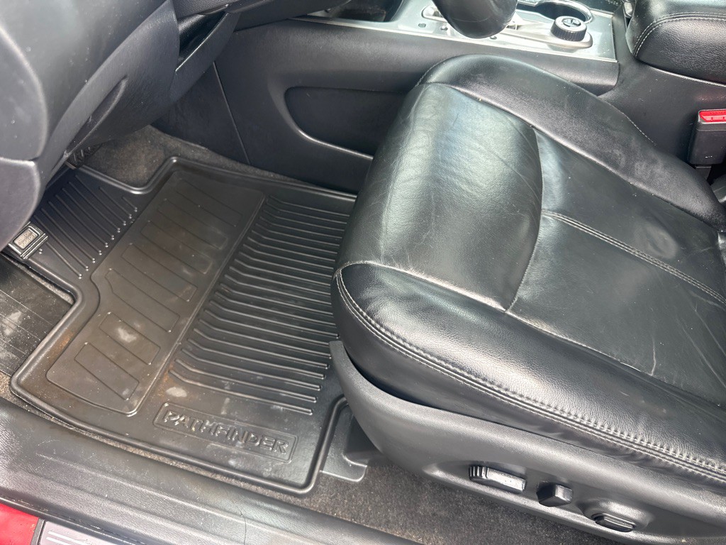 2017 Nissan Pathfinder Image 20