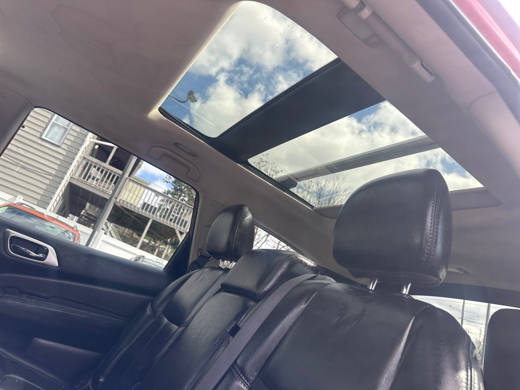 2017 Nissan Pathfinder Image 25