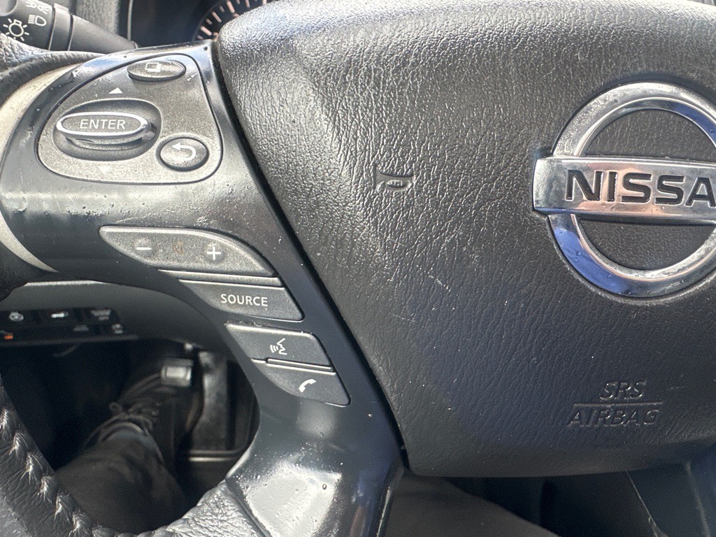 2017 Nissan Pathfinder Image 61