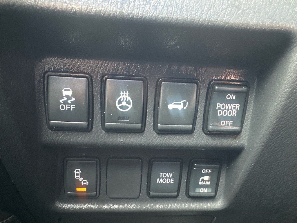2017 Nissan Pathfinder Image 64
