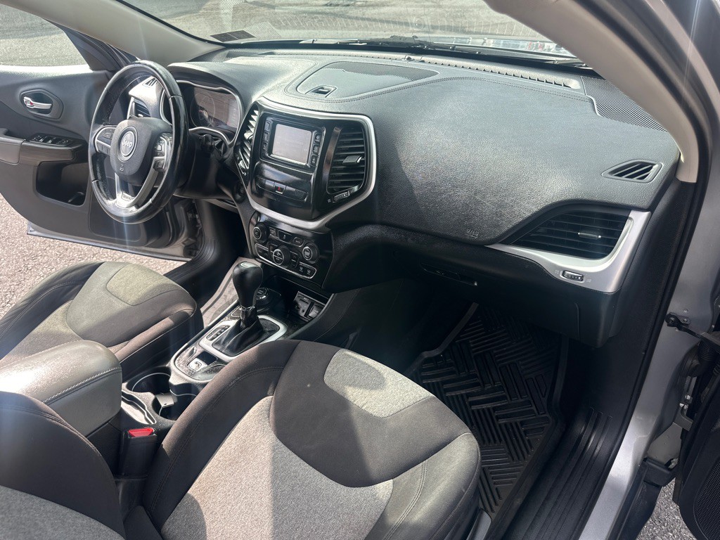 2014 Jeep Cherokee Image 38