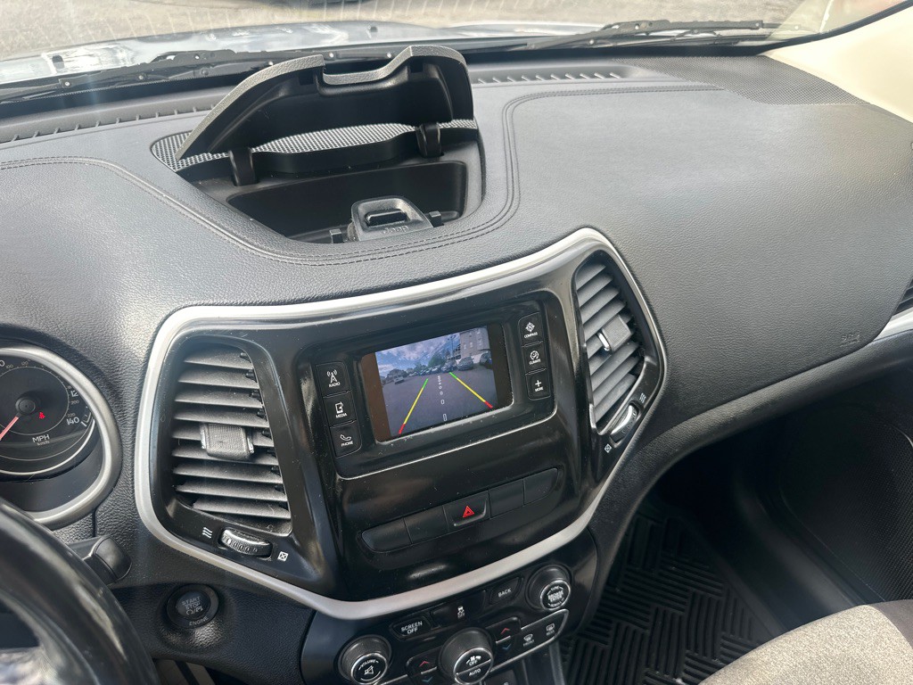 2014 Jeep Cherokee Image 54