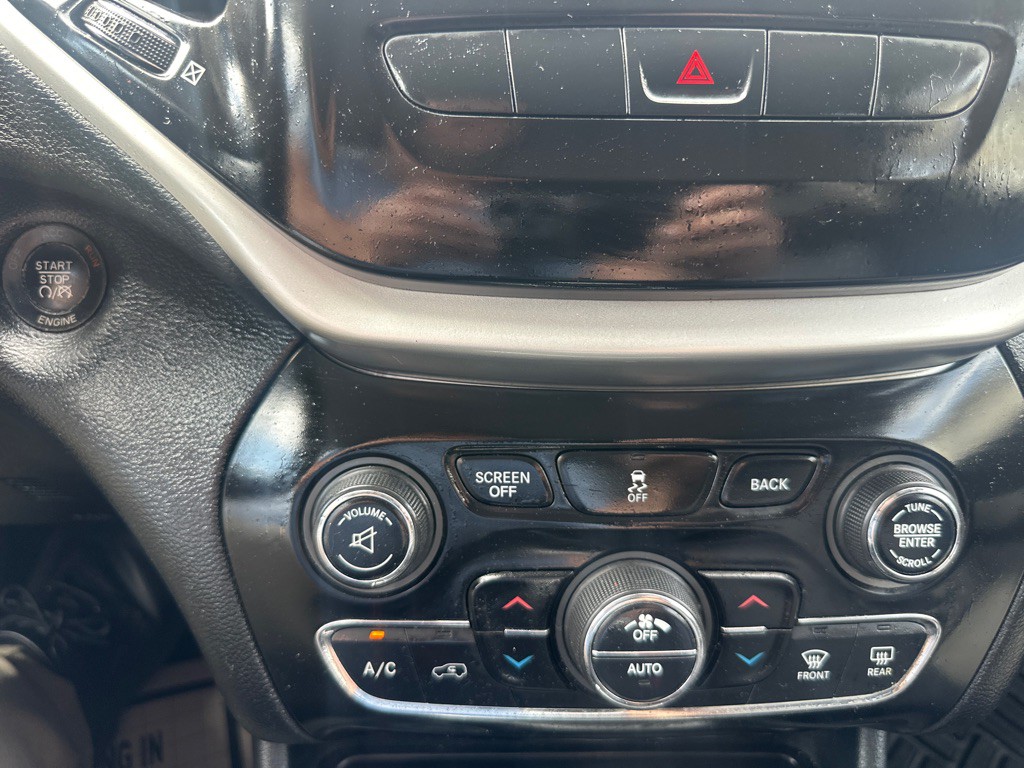 2014 Jeep Cherokee Image 56