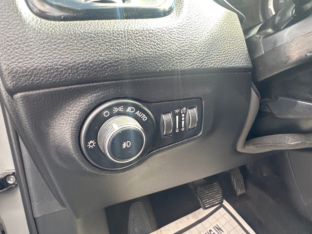 2020 Jeep Compass Image 24