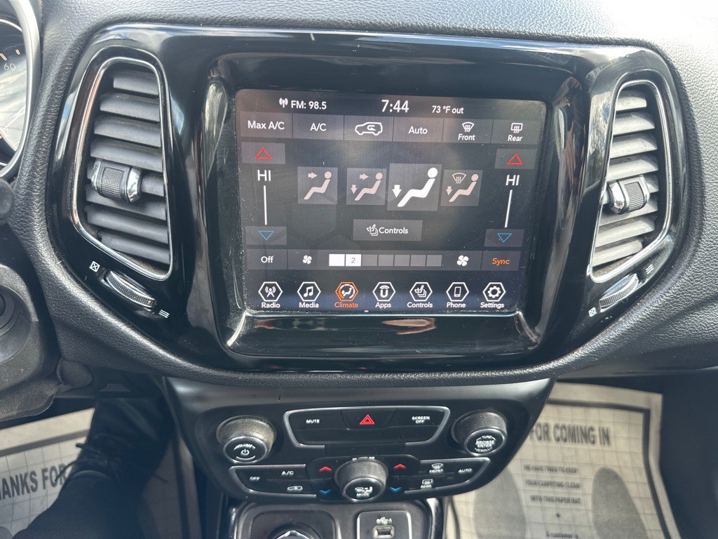 2020 Jeep Compass Image 31