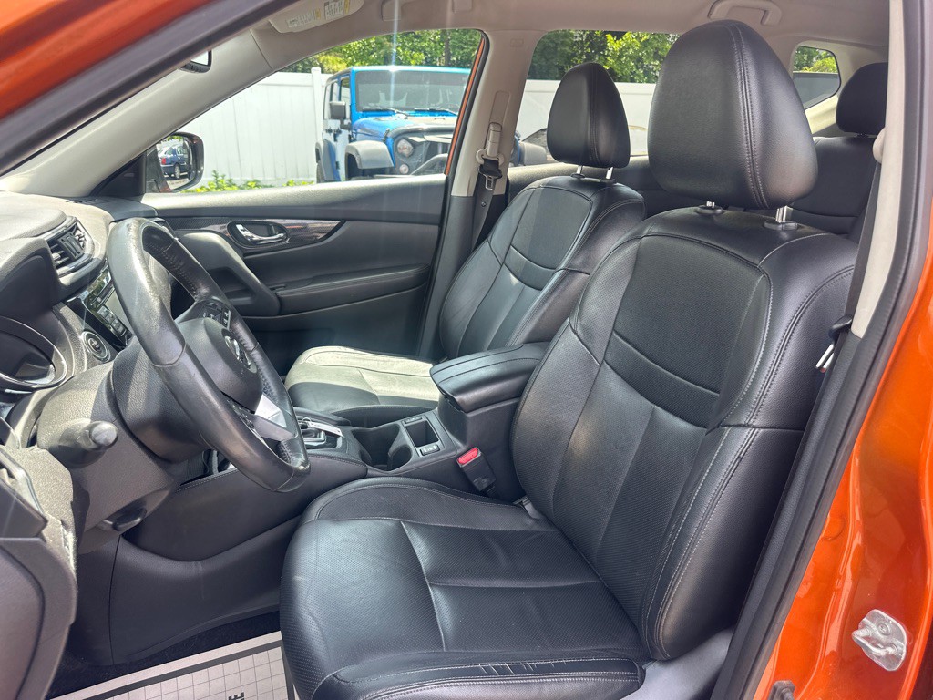 2017 Nissan Rogue Image 12